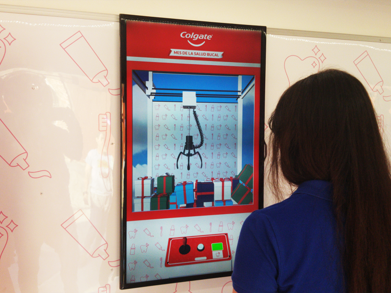 Interactive Claw Game